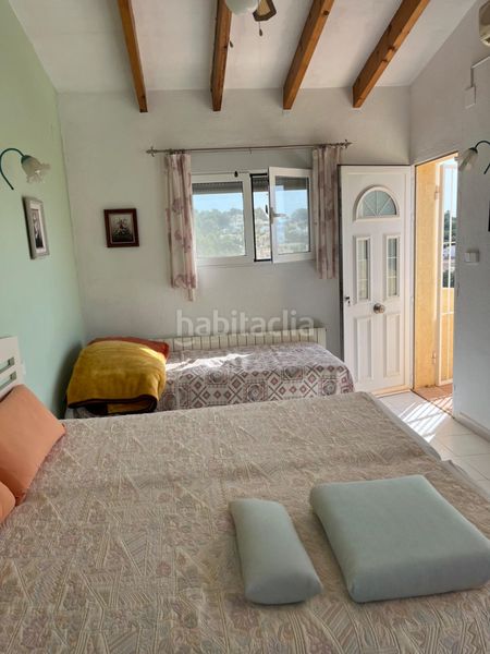 Foto bd8c7ec5-b7a7-41c9-835d-1fac0a7d984c. Casa amb calefacció aparcament piscina a Cala Advocat-Baladrar Benissa