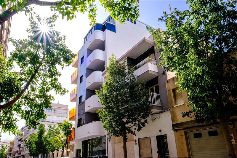 Foto 2b0c4851-c1f2-43ca-8ed1-beb059f2f2fb. Àtic a Zona Playa del Cura Torrevieja