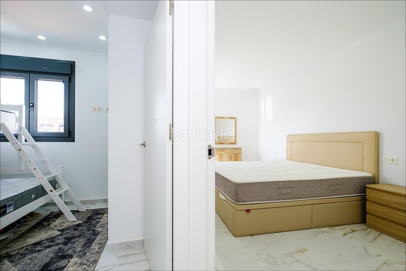 Foto fe133b92-b94d-42e9-be83-41c88732fde7. Àtic a Zona Playa del Cura Torrevieja