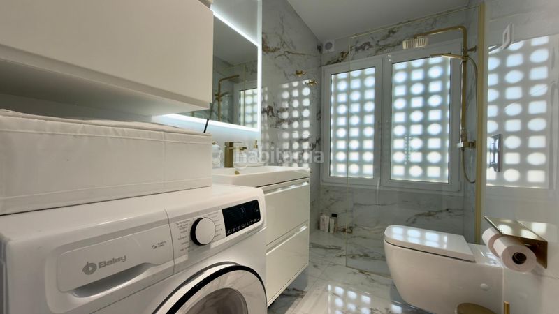 Foto 0f5f2ef4-7adb-487f-aa6c-87e6036de998. Apartament amb aparcament piscina a Playa Poniente Benidorm