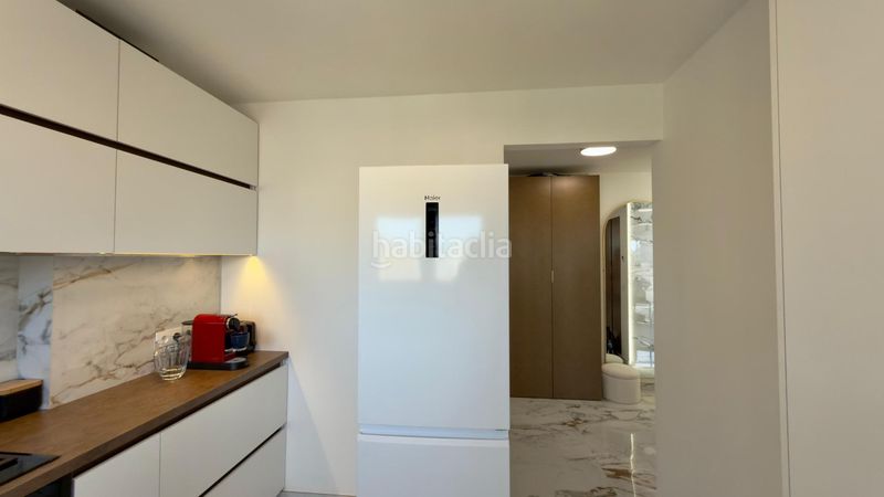 Foto 3642a130-e030-4e7c-b7fd-f7fc539c2dc1. Apartament amb aparcament piscina a Playa Poniente Benidorm