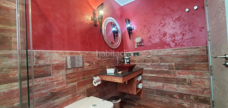 Foto 940be835-7ea6-4ae9-98dc-ad29374d8121. Edificio in Busot