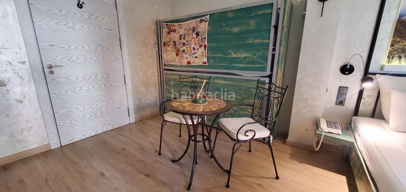 Foto c8f74568-7a49-47b3-9b40-161f1c5d522c. Edificio in Busot