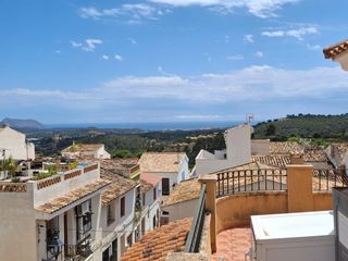 Casa adossada a La Nucia Pueblo