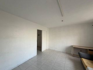 Apartament  San juan de la cruz. Piso para reformar en alicante a precio asequible