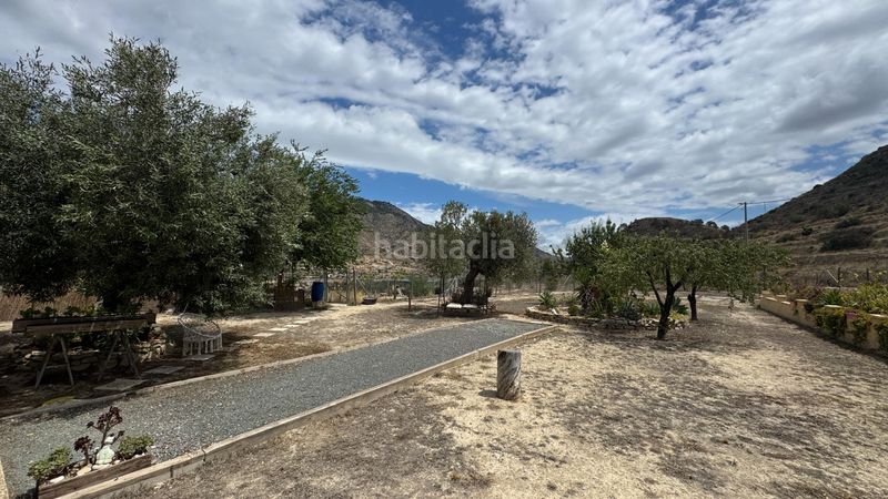 Foto 38458bae-d9c0-4863-8ff1-ad3b7bf41382. Casa amb aparcament piscina a Relleu