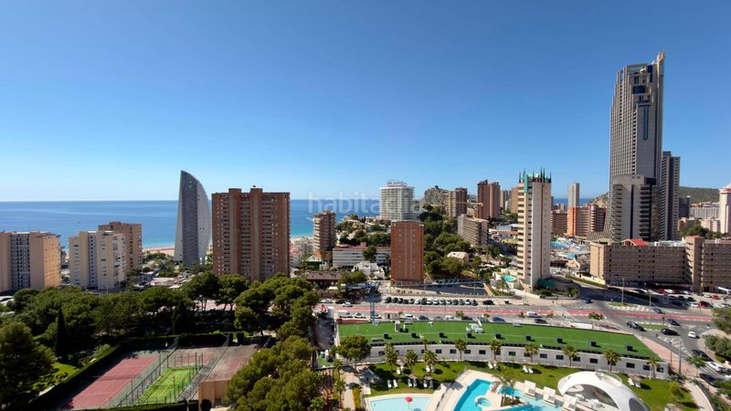 Foto 079d6dc4-edc3-49fb-b7ae-6d3f6114f7c3. Apartament amb aparcament a Playa Poniente Benidorm