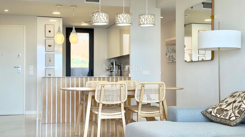 Foto 368b21e9-0441-410a-b256-8c7503fc4e50. Apartament amb aparcament a Playa Poniente Benidorm