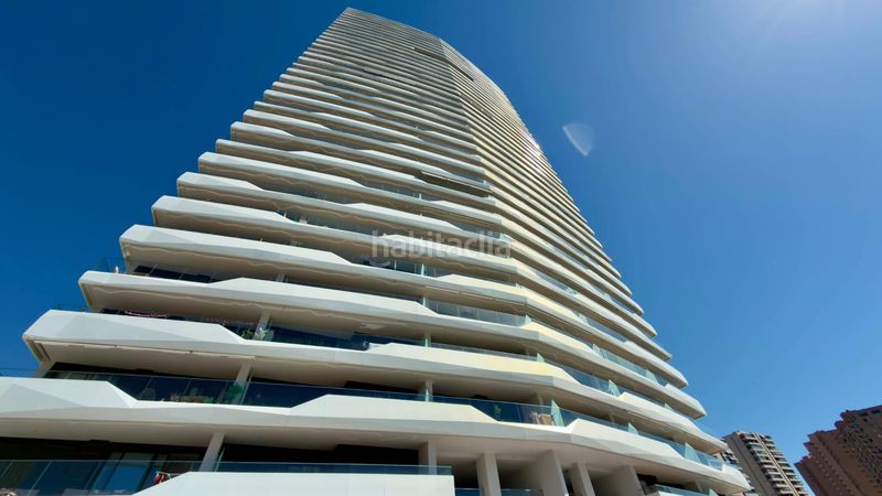 Foto 49264dba-9ddf-4e64-9491-869cbb7ba6b6. Apartament amb aparcament a Playa Poniente Benidorm