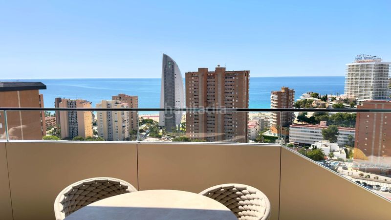 Foto 4fbe4ef8-034c-4ed7-8653-a4436859a1be. Apartament amb aparcament a Playa Poniente Benidorm