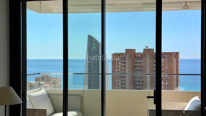 Foto 6366fcc9-57a5-4ec2-9cc4-97ac1b91b46b. Apartament amb aparcament a Playa Poniente Benidorm