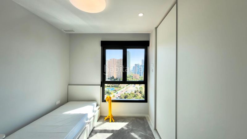 Foto 6f3a9ca6-6df9-4991-97fb-3aedf1aa2bd5. Apartament amb aparcament a Playa Poniente Benidorm