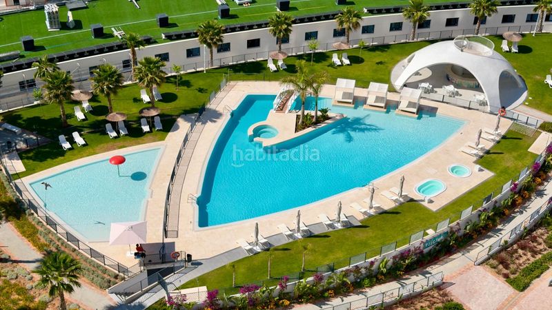 Foto 9c49f554-a5c6-4f23-bf66-6cdbf1873b21. Apartament amb aparcament a Playa Poniente Benidorm