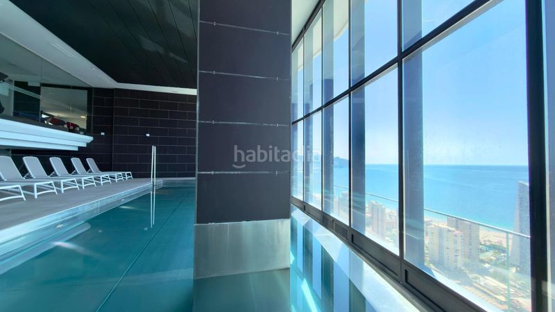 Foto af0ab9e4-dc91-4817-9272-677114613cd5. Apartament amb aparcament a Playa Poniente Benidorm
