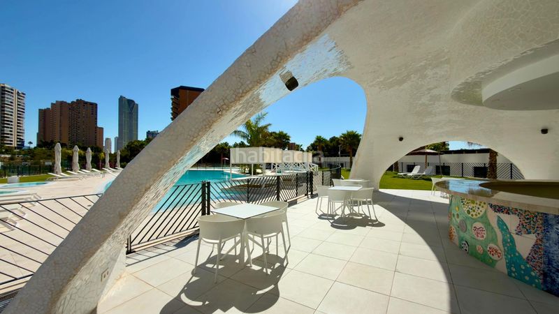 Foto b97612ad-ed0a-4cc1-91ed-77d4fa7b3072. Apartament amb aparcament a Playa Poniente Benidorm