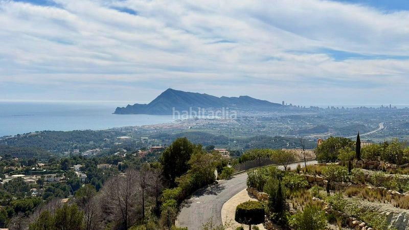 Foto 1a4ad2c4-e8e8-482a-8854-ee763847428d. Àtic amb calefacció aparcament piscina a Altea la vella Altea