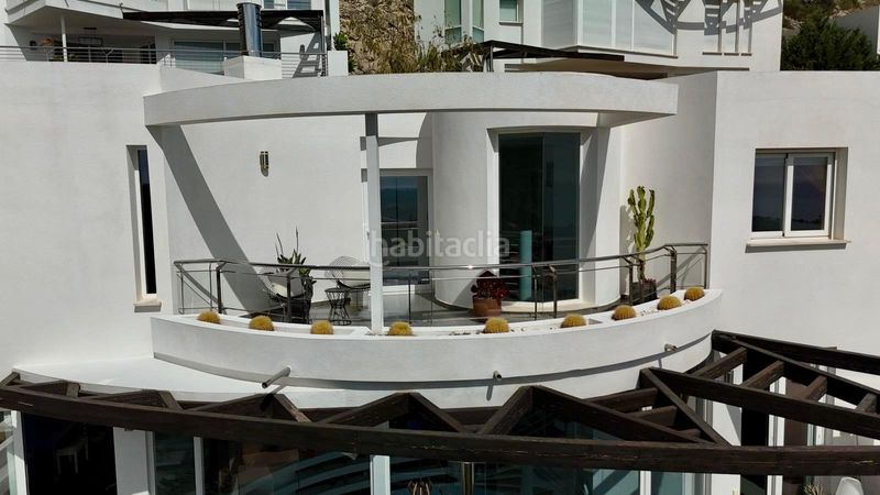Foto 851f15dd-d1b9-4633-942f-6367a7e10642. Àtic amb calefacció aparcament piscina a Altea la vella Altea