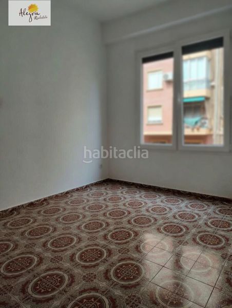 Foto d0cb2c82-b9b9-4de3-a0ba-83f7254f58a1. Apartament a La Creu del Grau Valencia