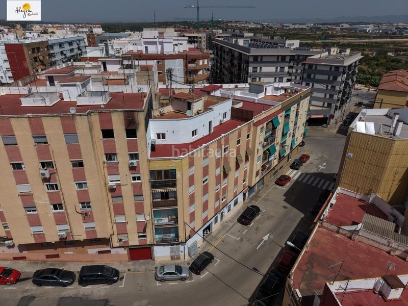 Foto 1d401b3e-de2b-4b2d-bd78-d6ea0a1cc2a3. Àtic amb calefacció a El Mercado Manises