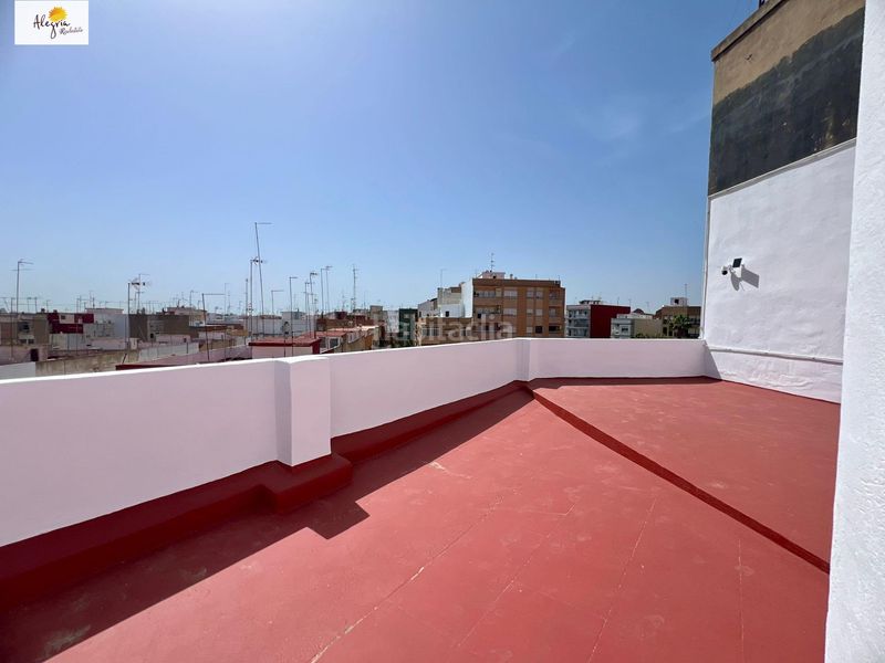 Foto 404b995f-8d09-4444-a037-319e4922ee70. Àtic amb calefacció a El Mercado Manises