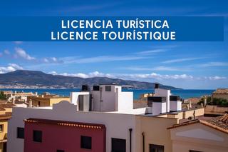 Pis  Gran reserva. Apartamento con solárium y vistas al mar en el centro de empuria