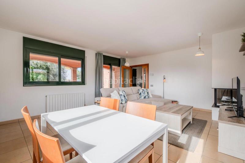 Foto e049c65c-9e10-42e7-8c4b-7458d20d41ee. Chalet casa independiente a en Sils