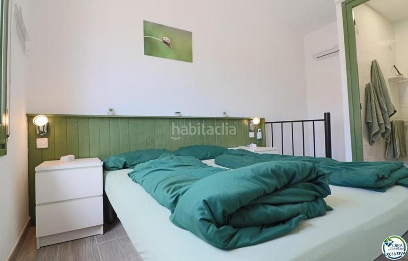 Foto 100eb12e-db7c-41b3-8822-b2a3f9f9d415. Casa a schiera con parcheggio in Sant Maurici Empuriabrava