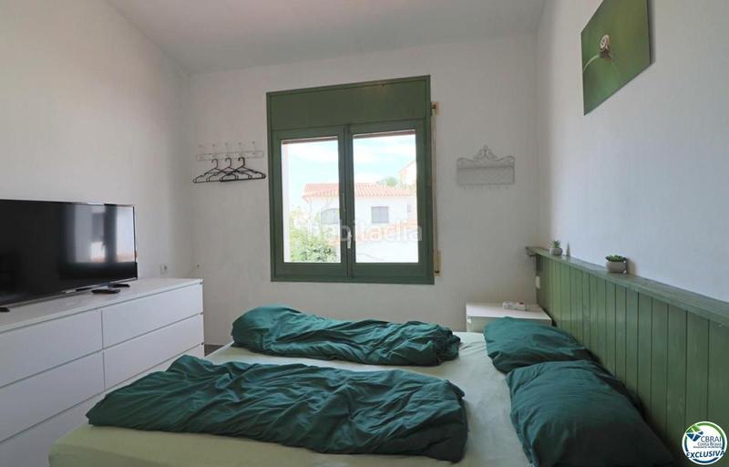 Foto 3d10569e-a05a-4974-8a47-74d6c7c670d1. Casa a schiera con parcheggio in Sant Maurici Empuriabrava