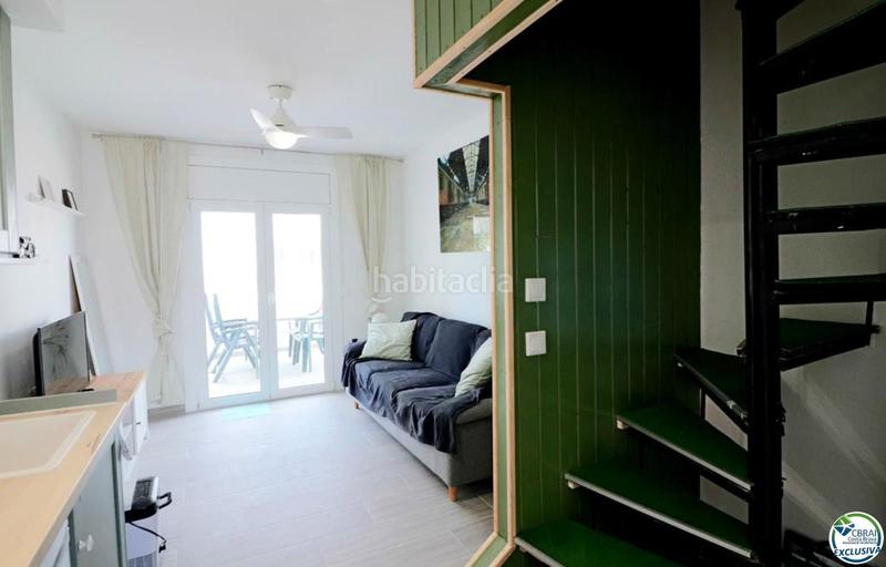 Foto e5f05e85-0b1a-4fff-91ca-91c1ae48bc8d. Casa a schiera con parcheggio in Sant Maurici Empuriabrava