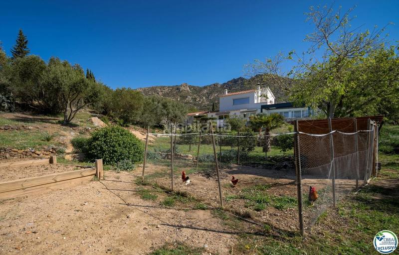 Foto 0aadb418-b0a8-43df-9317-05b4a3e2a320. Chalet gran villa reformada y rodeada naturaleza en Palau-saverdera