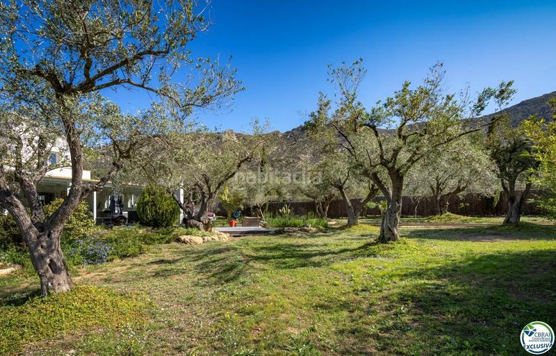 Foto b65684d9-0943-4f74-86cc-a5567ad62500. Chalet gran villa reformada y rodeada naturaleza en Palau-saverdera