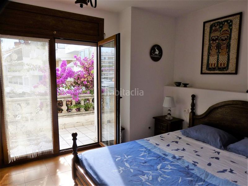 Foto 3fa9952d-5823-4b5a-8f73-0f5eaf04e20f. Casa adosada casa con amarre de 11.5 x 5 con garaje en Empuriabrava