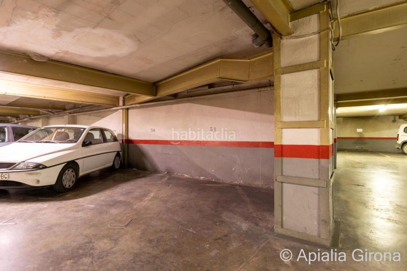 Foto e03810a1-80b1-4c20-a1a0-b4825b736ee9. Autoparkplatz in Eixample Nord Girona