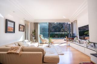 Xalet  Pou de la torre. Chalet con piscina en girona