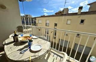 Apartament  Punta del mig. Bonito piso con terraza y soleado