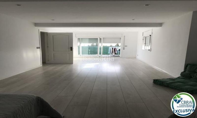 Foto afb6a1cc-e3aa-469a-a177-d460554d212f. Chalet mas boscá casa renovada en Nord Roses