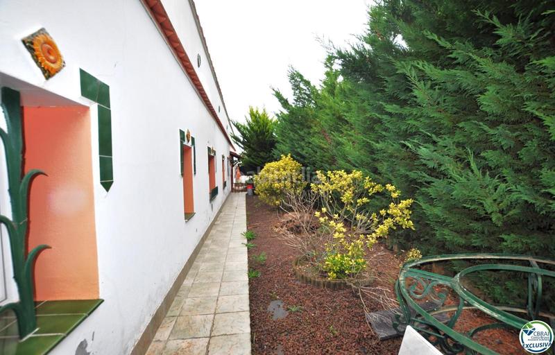 Foto bcc0708b-5543-4693-a7fc-7425a6dec0b5. Chalet casa con jardín y dos apartamentos. en Nord Roses