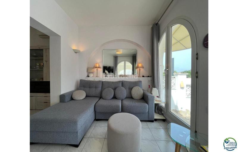 Foto 0701776f-d498-49ff-a6dc-e651e3ac22f5. Chalet en venta casa al canal orientación sudeste , terreno de 542m2 y amarre de 12m en Empuriabrava