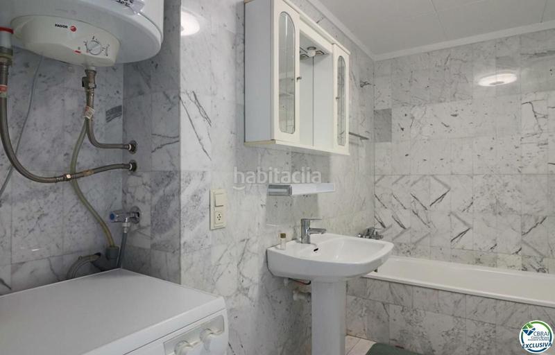 Foto 41642774-06cc-43bc-8b75-4c5b63044eef. Apartment with pool in Puigmal - Mas Nou Empuriabrava