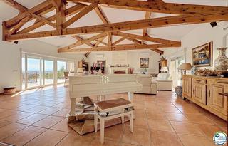 Xalet  Xaloc - els olivars. En venta   villa de alto standing con vistas al mar en pau, cost