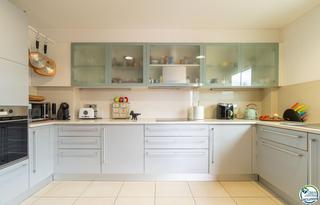 Etagenwohnung  Del almirallf gravina. Precioso dplex en  en centro de roses con terraza