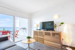 Apartament  Canyelles. Pequeña joya con vistas al mar y licencia turística