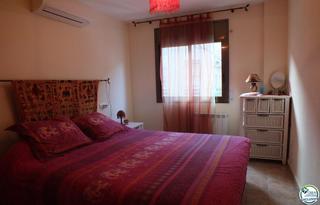 Etagenwohnung  De jose espronceda. Gran piso centre roses con parking y piscina