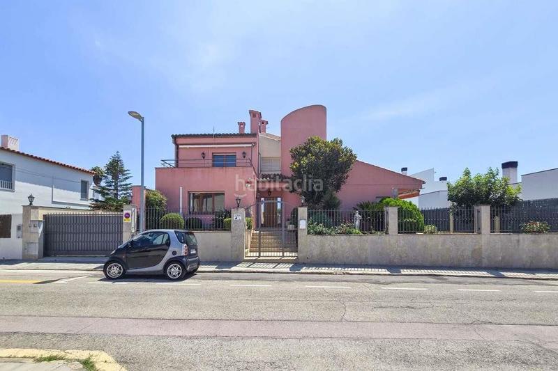 Foto cb307b8e-9a58-4b30-98d5-a739c372f5a0. Chalet magnifica casa en venta en Nord Roses