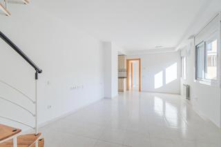 Dúplex  Taquigraf marti. Dúplex en vista alegre girona
