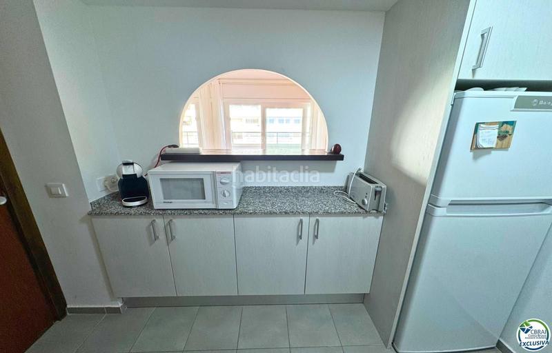 Foto 30ffa39e-9af9-46b2-b519-f90e89feba8f. Apartamento tu hogar frente al mar con piscina en Roses