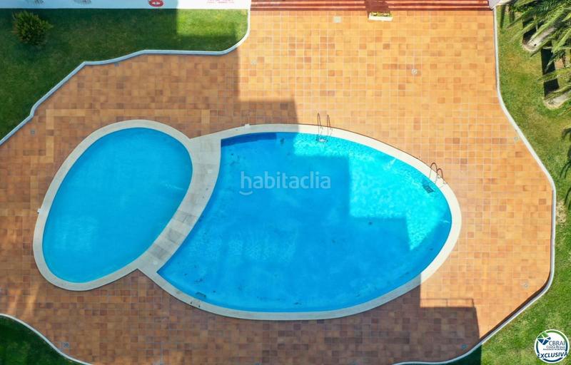 Foto 964a2bce-2049-478b-825e-01e89b0a6757. Apartamento tu hogar frente al mar con piscina en Roses
