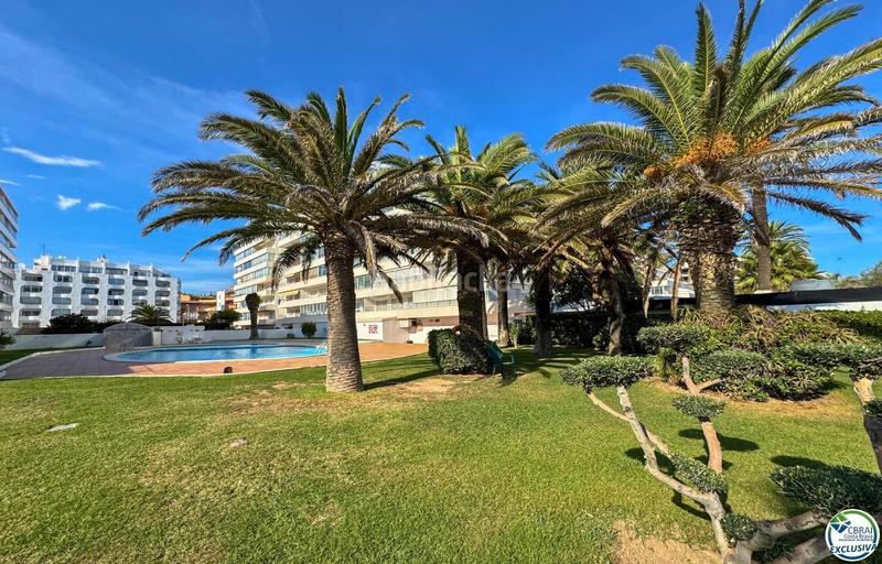 Foto f4c12fe0-728b-4738-9a5c-3d278ea84bb0. Apartamento tu hogar frente al mar con piscina en Roses