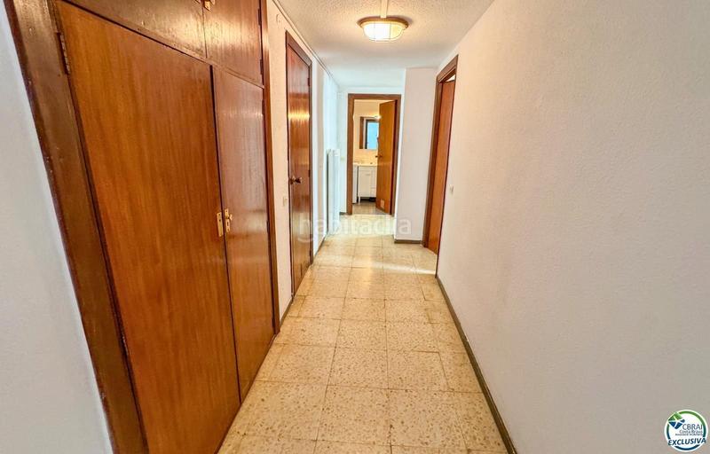 Foto fffcb66f-6a3d-4002-b40c-25ce3ee35bdb. Apartamento tu hogar frente al mar con piscina en Roses