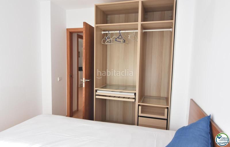 Foto 8c38e9f8-a48e-4c18-9e86-ac10ac58064d. Etagenwohnung mit parking in Salatar Roses